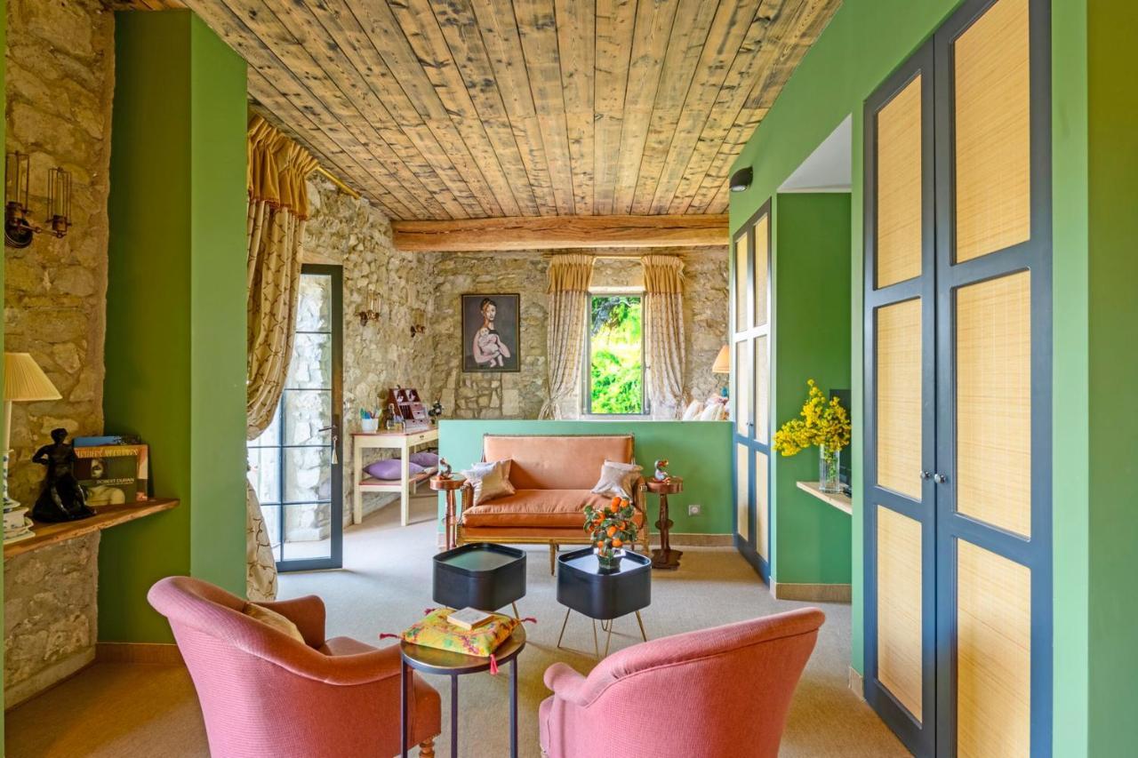Bastide De Bellegarde 2*