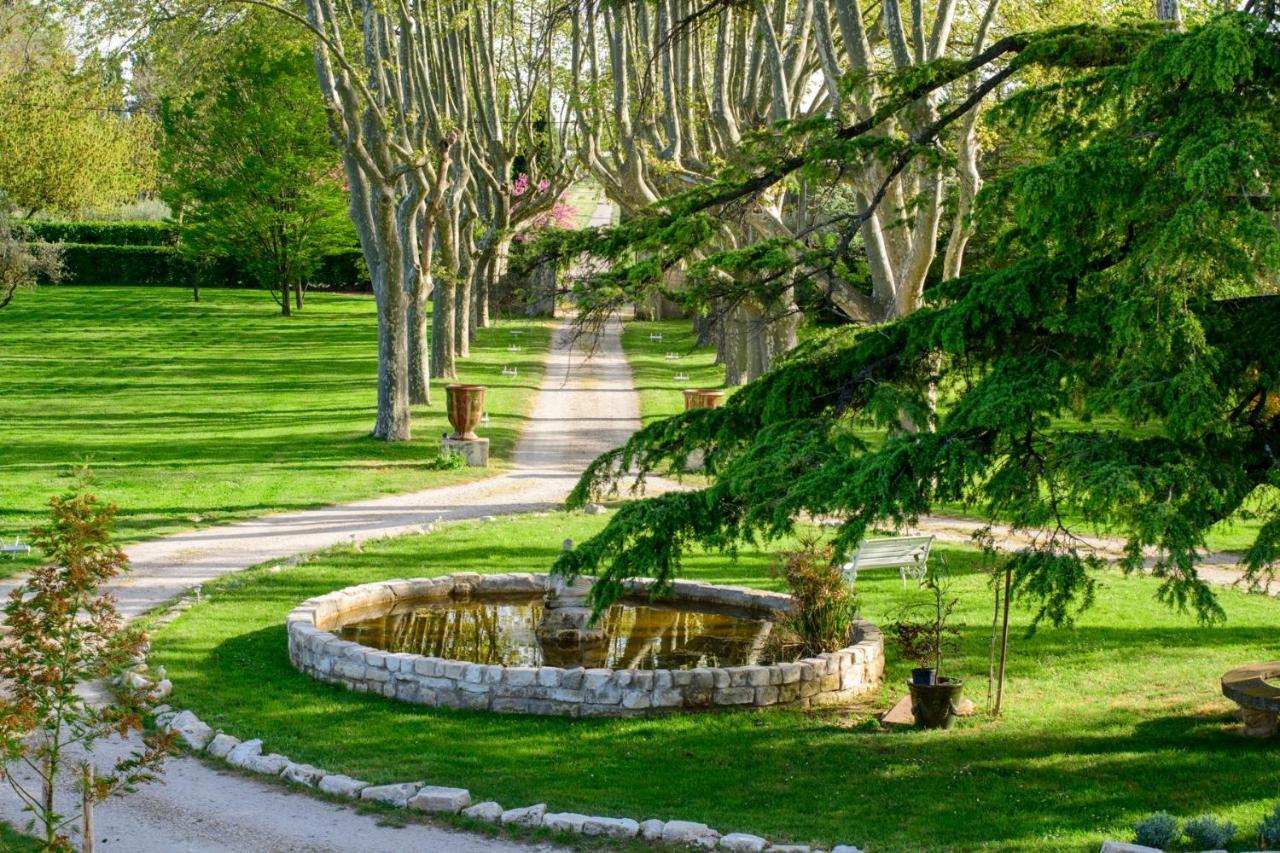 Bastide De Bellegarde Frühstückspension Avignon