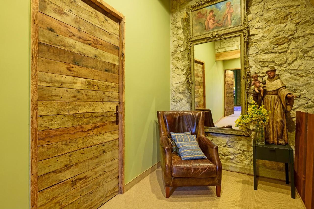 Bastide De Bellegarde Bed & Breakfast 2*